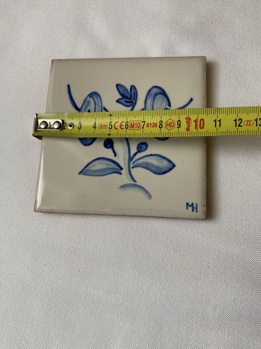 Azulejos Viúva Lamego com flor