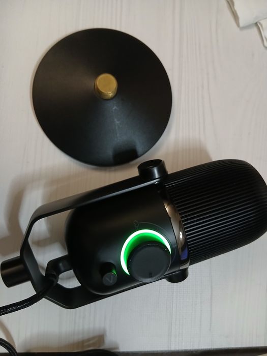 Микрофон студийный для блогера