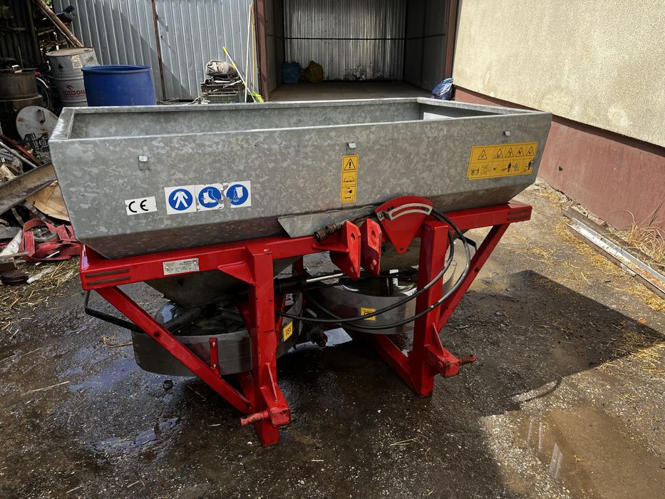 Sprzedam rozsiewacz Grass Roll 600l