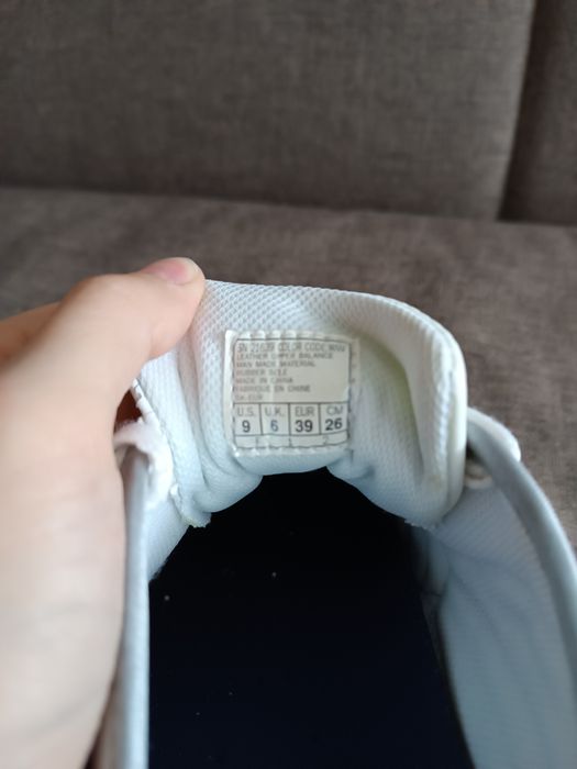 Кросівки шкіряні