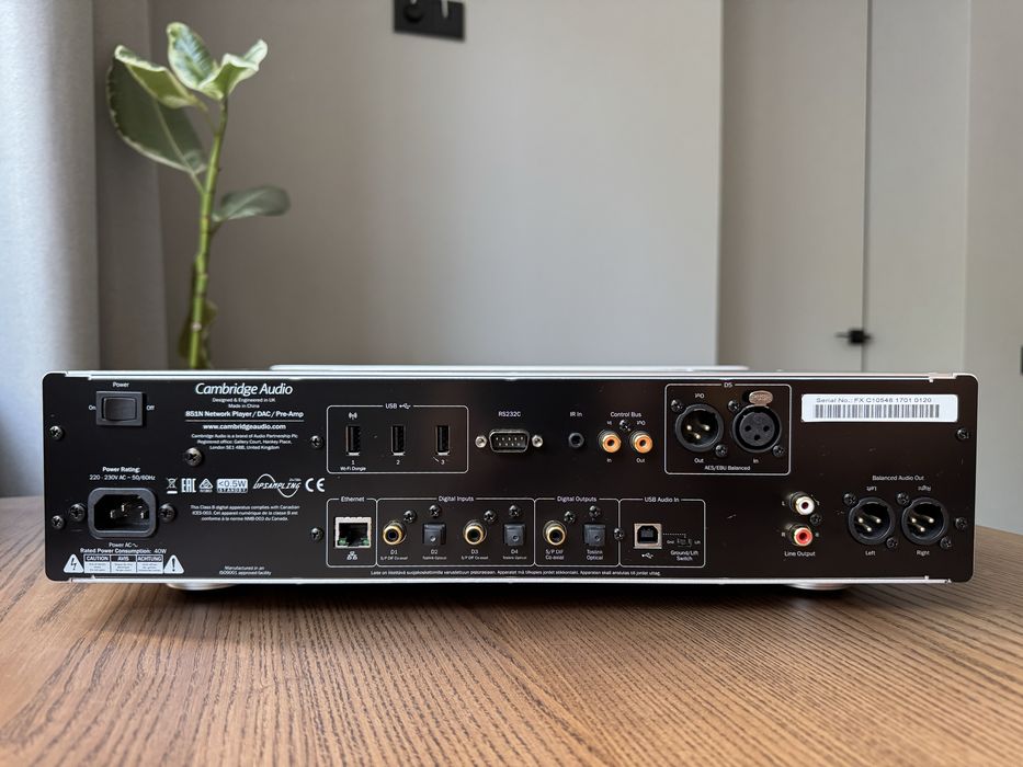 Продаю стрімер Cambridge Audio Azur 851N