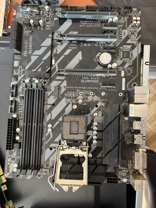 Gigabyte Z370 HD3 | LGA1151 |