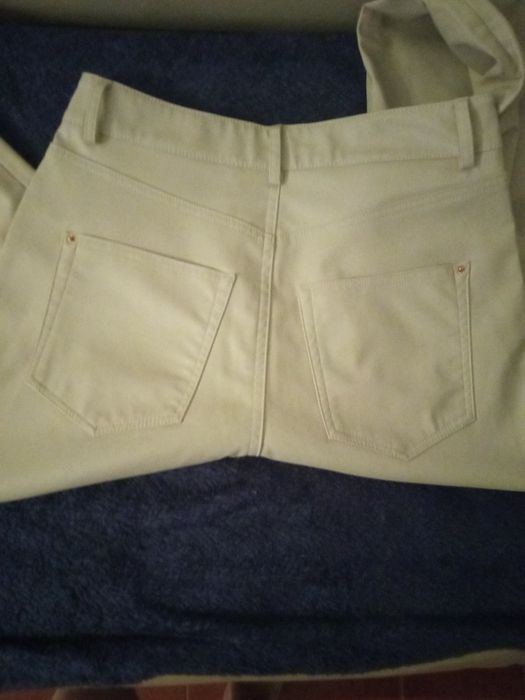 Calças de Mulher Napa Marca Zara