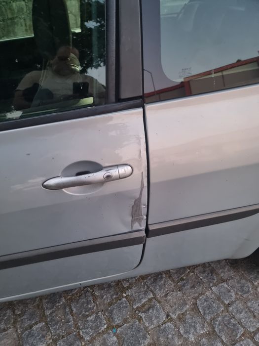Carro.    barato