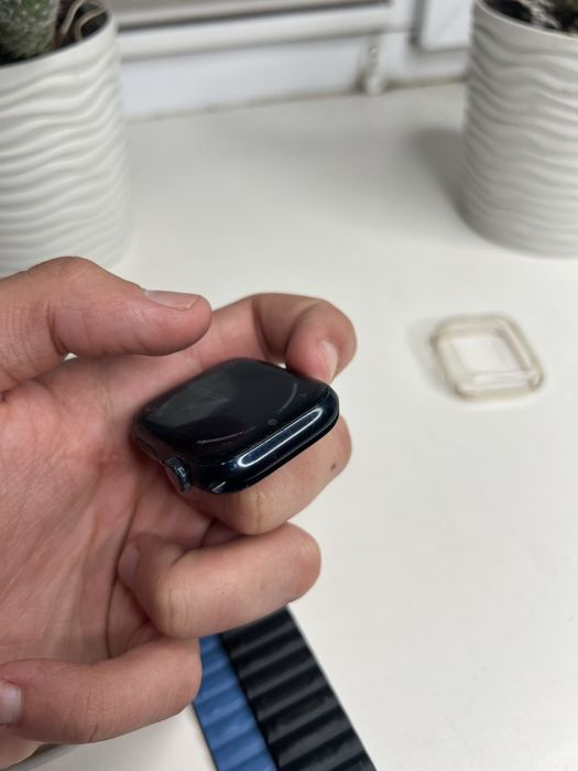 Продам APPLE Watch Series 7 86%