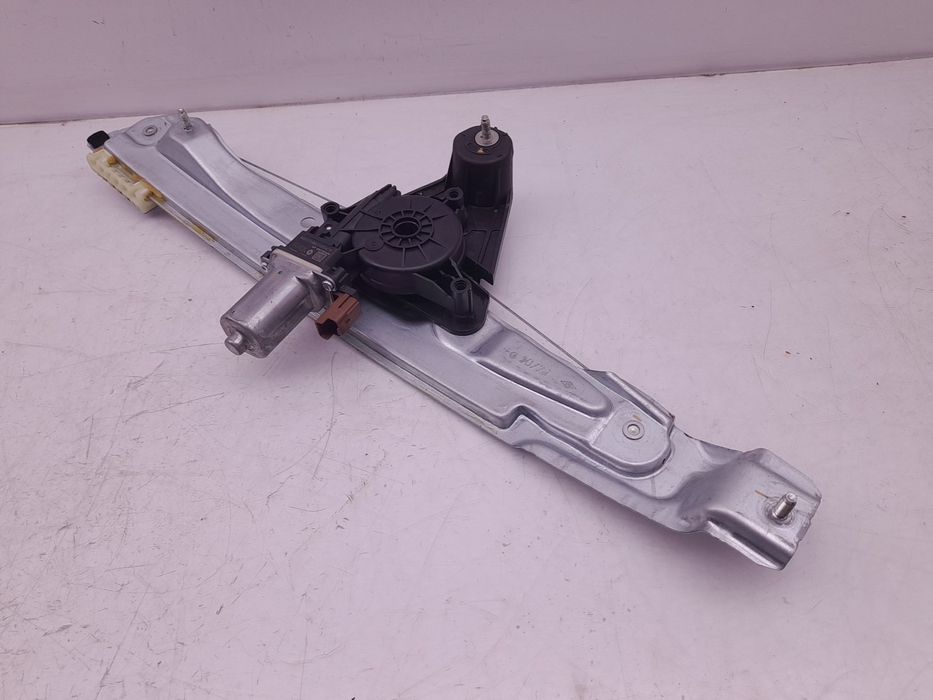 Elevador vidros trás esquerdo DACIA Sandero III