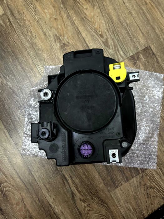 права фара jeep renegade оригінал