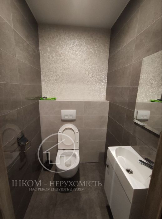 2к новобудова біля о.Чеха
