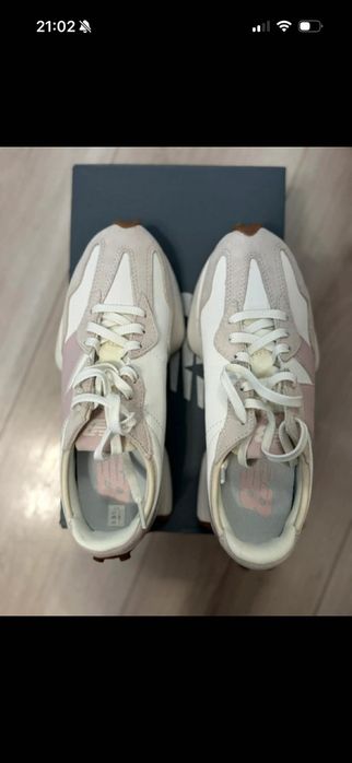 Hit sezonu New Balance WS327AL