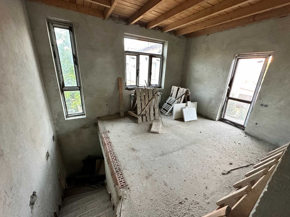 Центр міста! Простора квартира 91.1 м.кв./Новобудова! вул.Незалежності