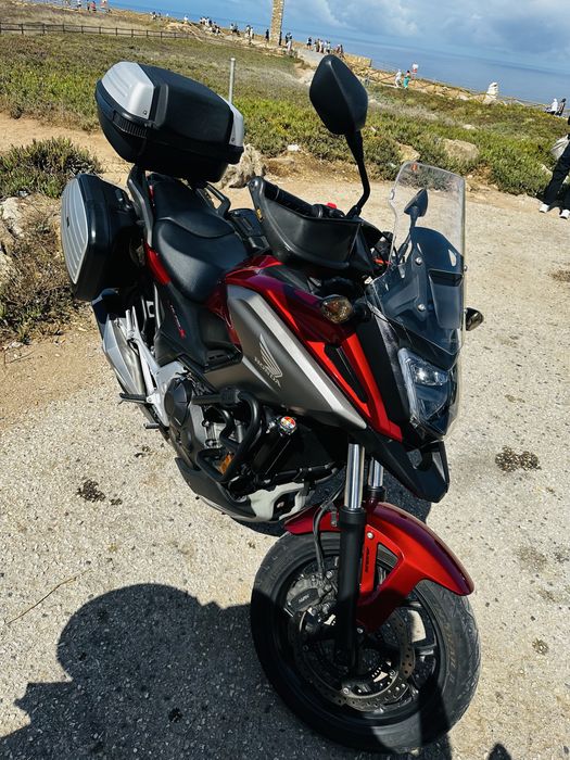 Honda NC750x 2019 com malas