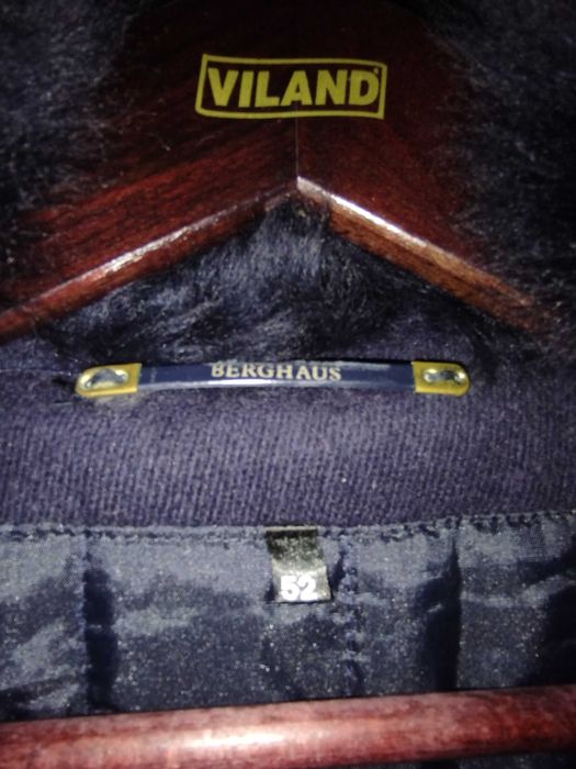 Пальто жіноче демісезонне з коміром ЛАМА. 52 розмір.