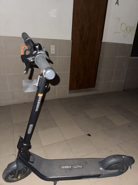 ninebot E2 pro scotter