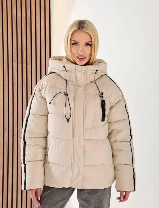 Жіноча зимова куртка