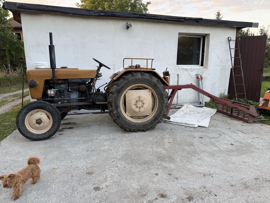 Ursus c328  z papierami