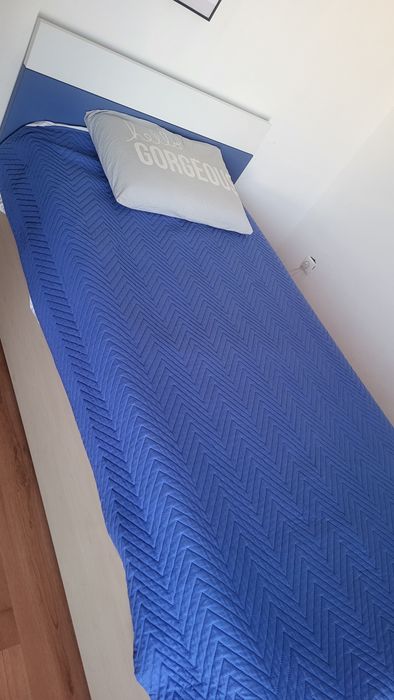 Vendo Cama Solteiro