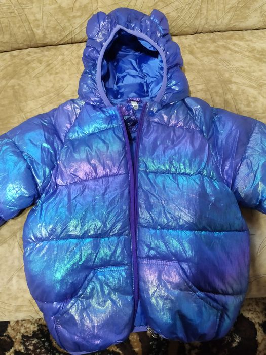 Продам детскую куртку для девочки