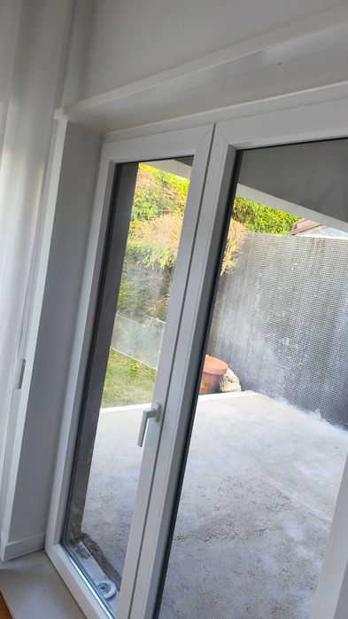 Portas em alumínio e vidros