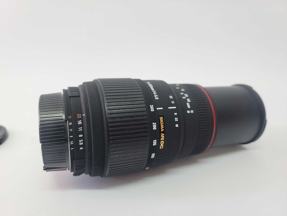 Lente Sigma 70-300mm f/4-5.6 APO DG Nikon