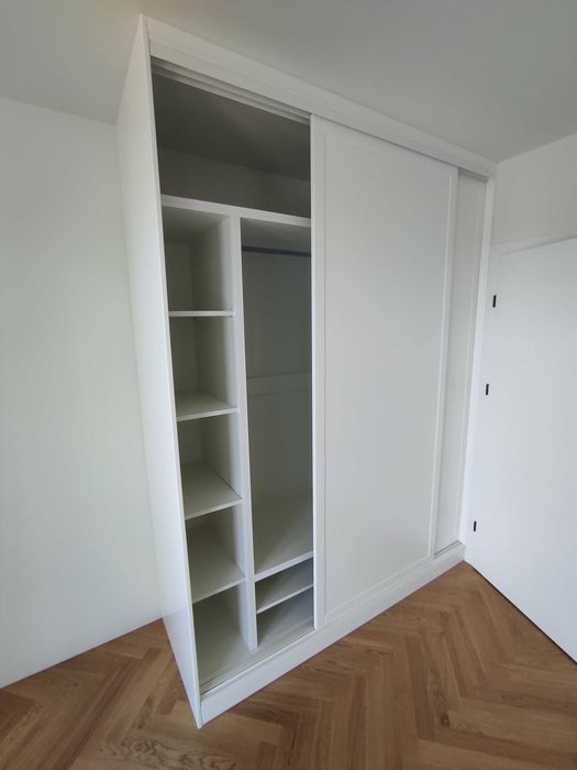 Montaż i Skręcanie Mebli  IKEA, BRW, AGATA  - Szybko i Solidnie