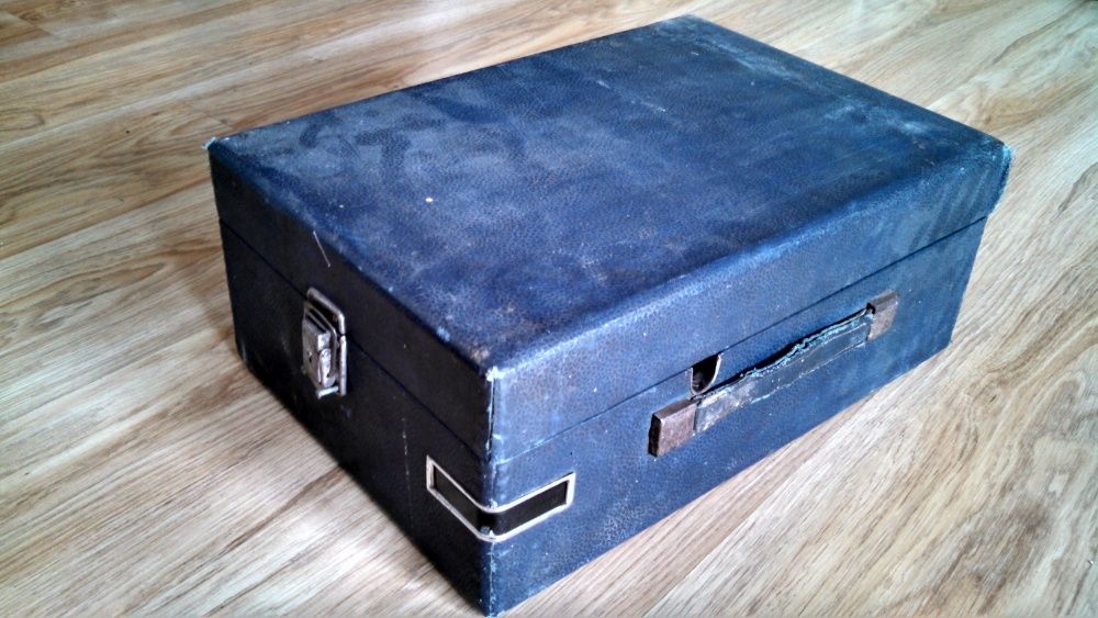 патефон...б/у, в раб.сост.