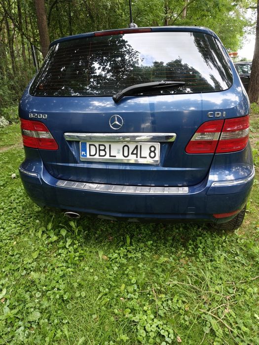 Mercedes Benz B200