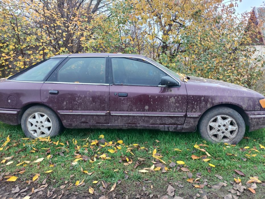 Форд Скорпіон хечбек