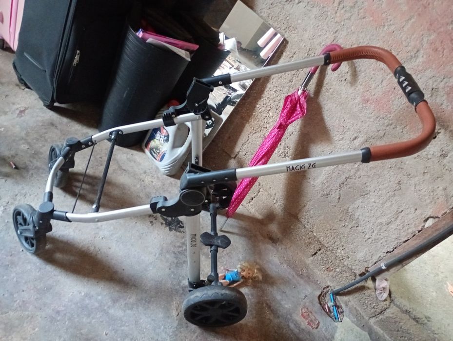 Baby stroller frame514080632335902721