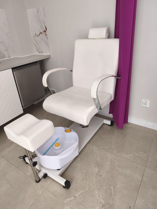 Fotel kosmetyczny do pedicure