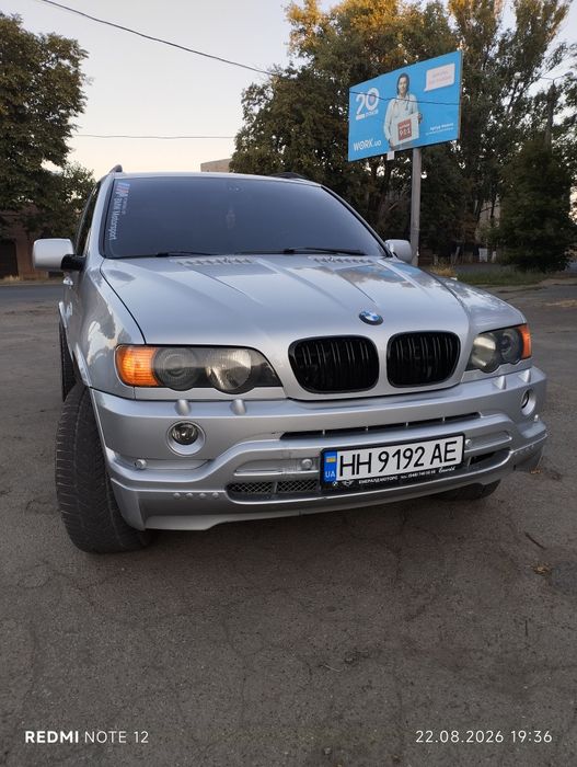 Продам BMW X5 E53