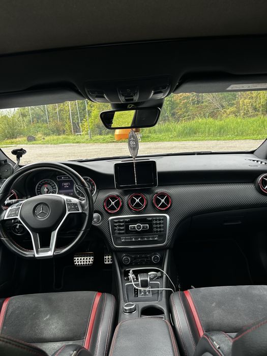 Mercedes Benz A45 Amg
