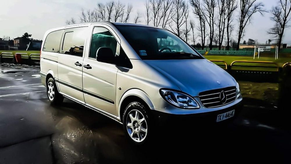 Tani wynajem busa 7 8 9 osobowego z hakiem Mercedes Vito car rent