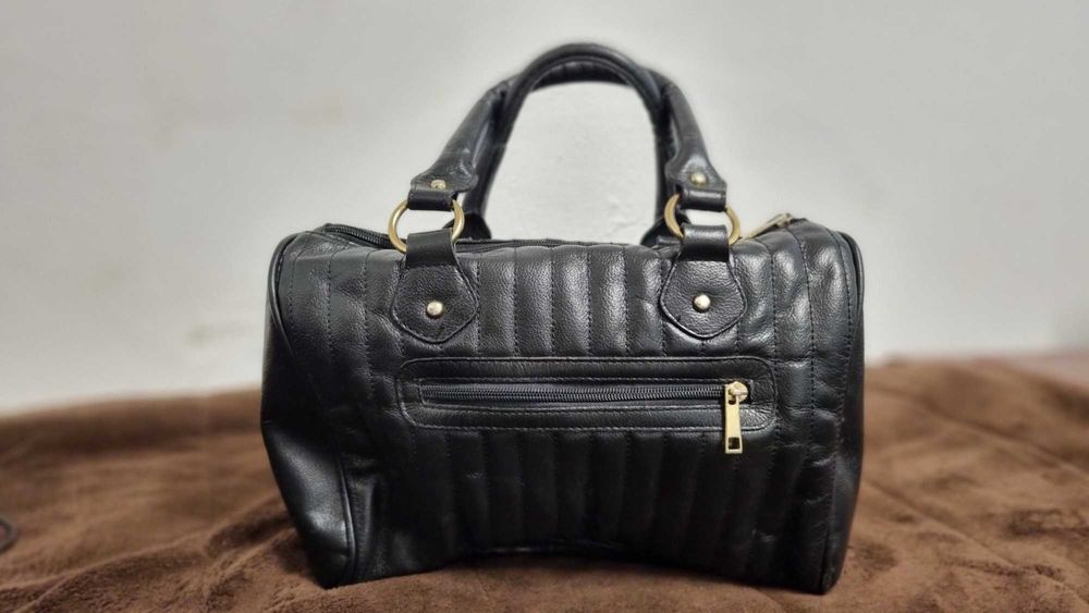 Leia até o final: Bolsa Datelli preta couro legítimo