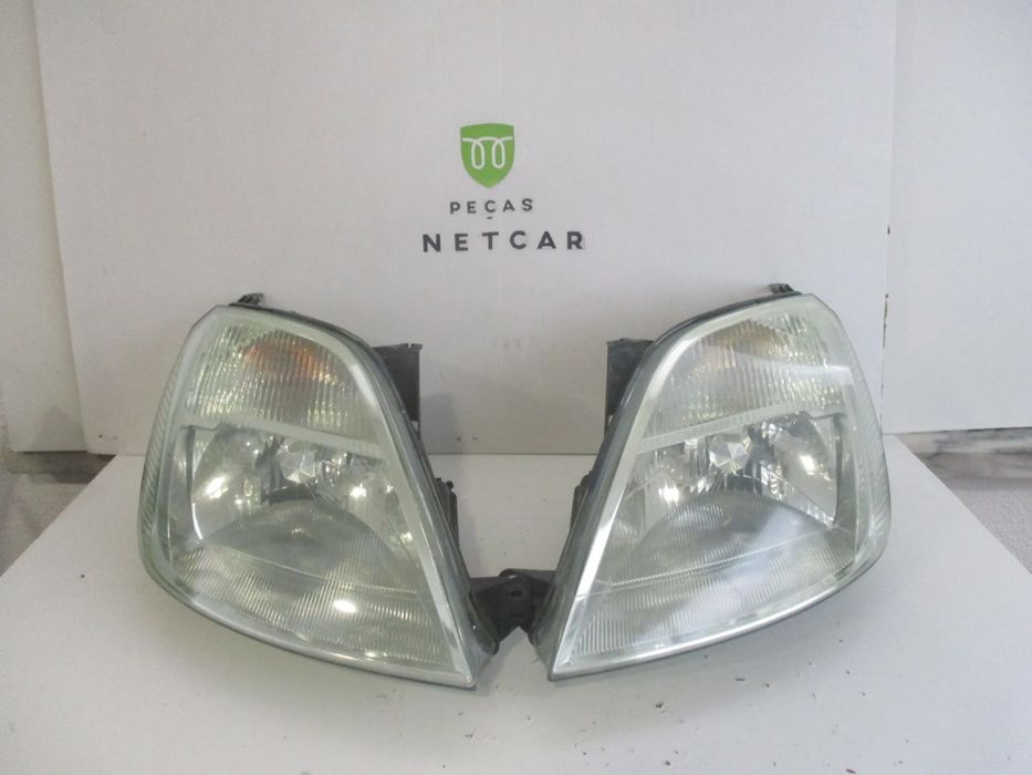 Farol Optica ford fiesta 2003