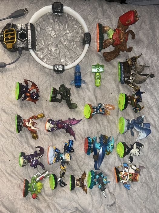Skylanders (portal+20 personagens)