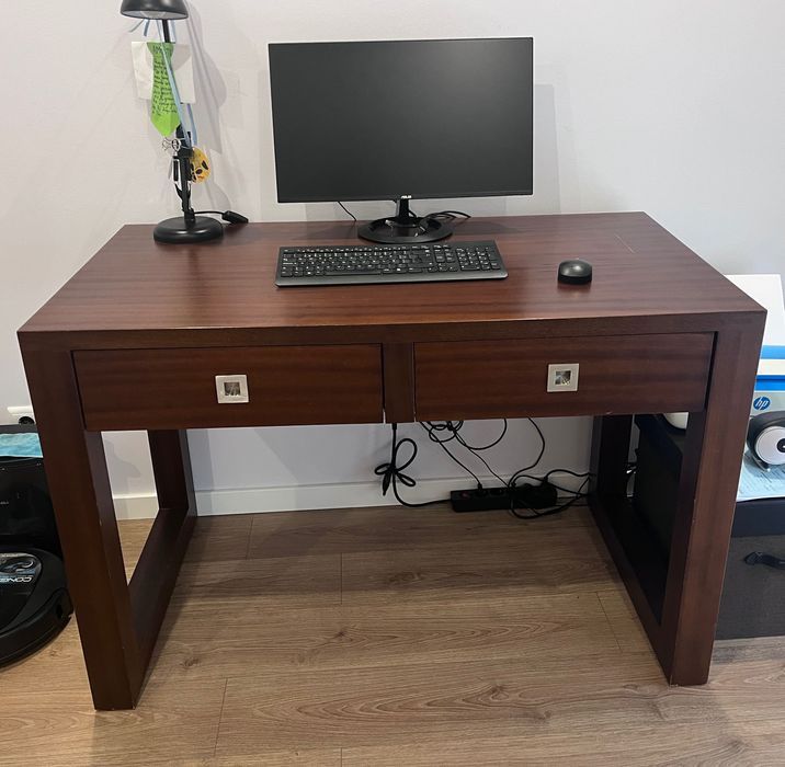 Secretária madeira maciça