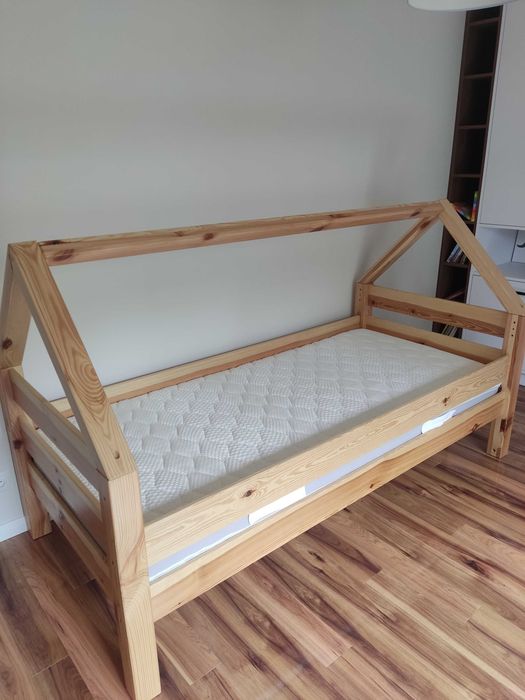Sprzedam łóżko dla dziecka 200x90