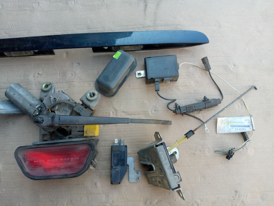 Продам моторчик задньої кришки  Мерседес МЛ.