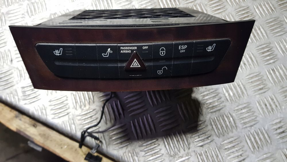 W211 Przełącznik Przyciski Panel Foteli Awaryjny A2116800552 Drewno