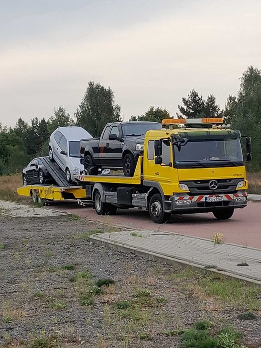 Pomoc Drogowa Holownik Laweta kamper transport pojazdów