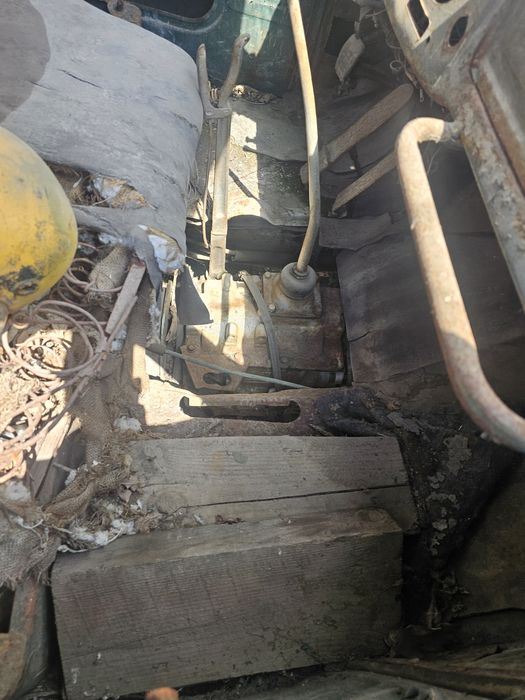 Зил  164 антик.під реставрацію