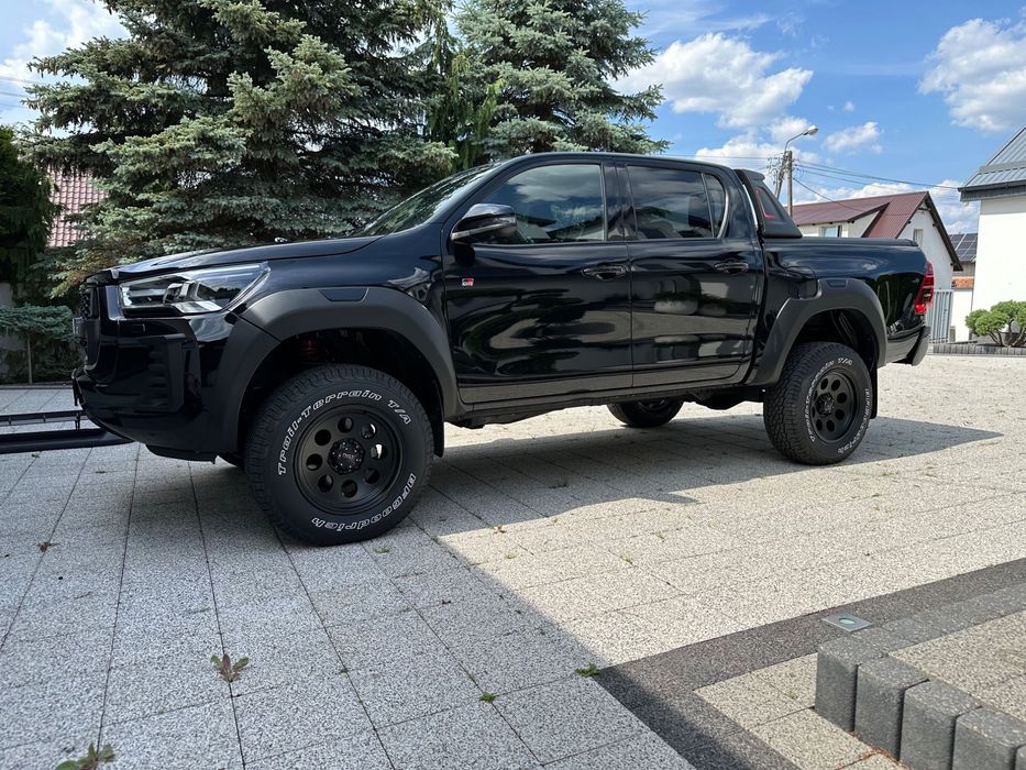 Zabudowa elektryczna TOYOTA HILUX GR SPORT  Mountain Top