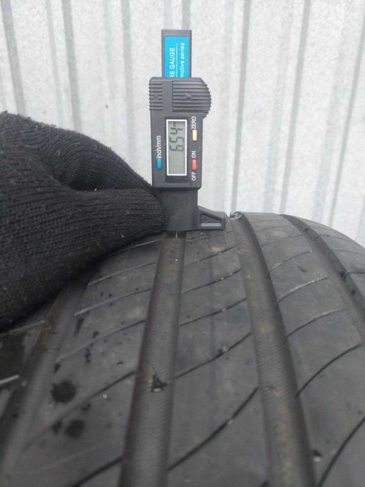 Шини б/у 235 45 R20 Michelin EPrimacy
