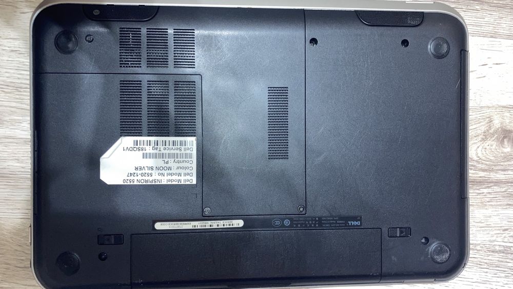 Laptop Dell Inspiron 5520
