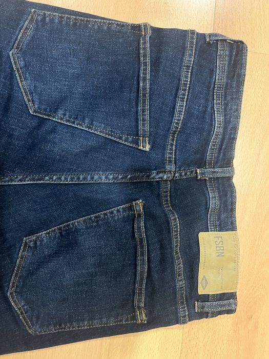 Calças de ganga64751218927362123