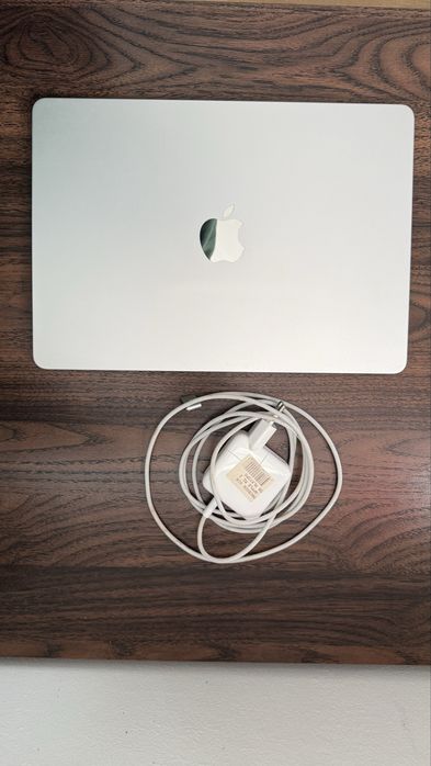 MACBOOK AIR M2 13,6 polegadas 256Gb Memory - Como NOVO