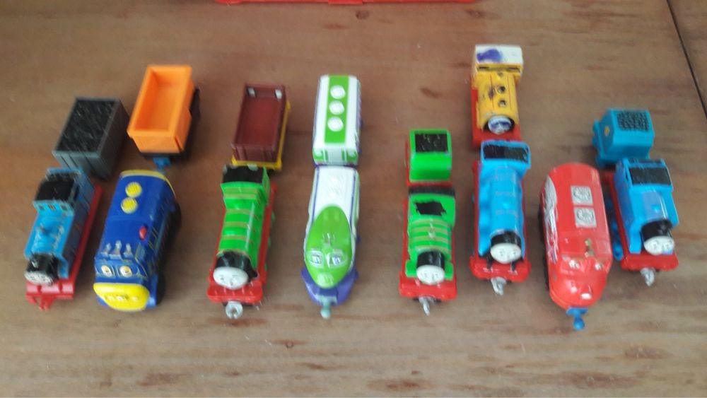 Паровозы Tomy оригинал