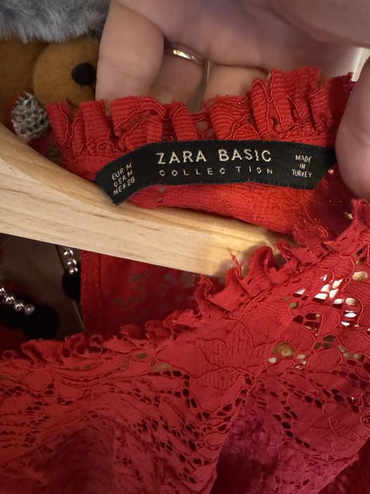 Sukienka czerwona Zara r 38 M koronkowa na Święta