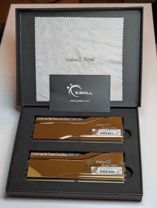G.Skill Trident Z5 Royal Neo Gold 96GB (2×48GB) DDR5-6000 CL28 AMD EXPO