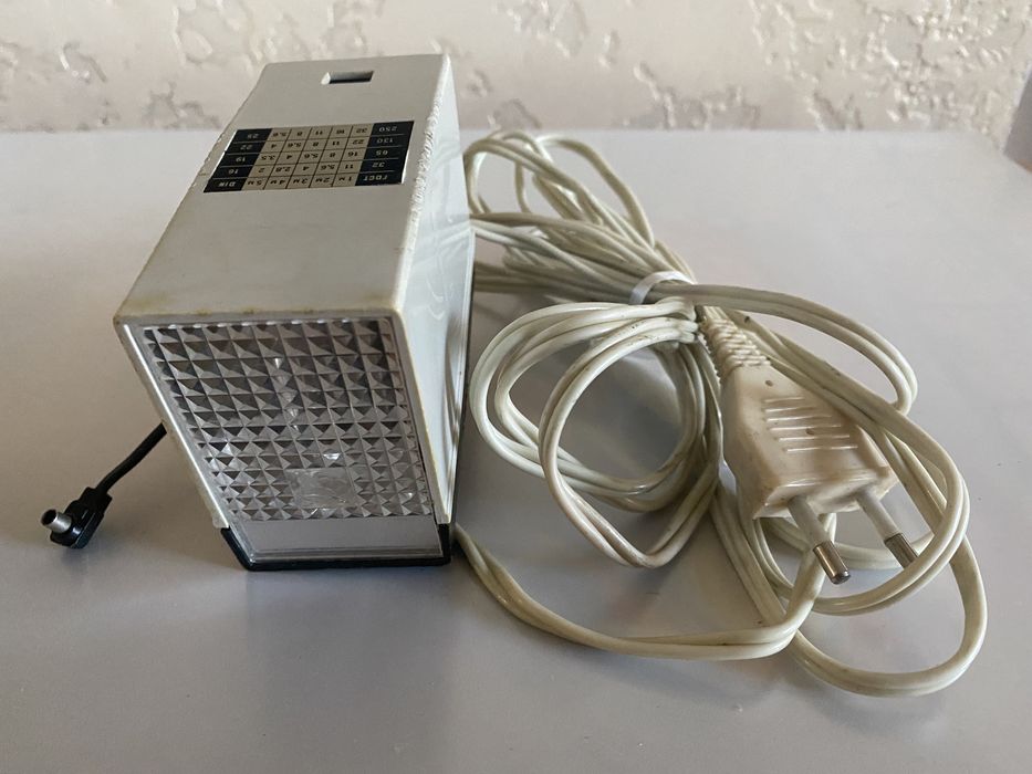 Фотоапарат ФЕД-2, ФЕД-5 В, Фотозбільшувач «Юність», Фотоспалах: 980 грн ...